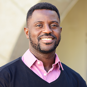 headshot of Dr. Godfried Asante