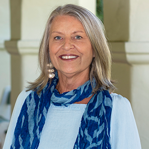 headshot of Dr. Patricia Geist-Martin