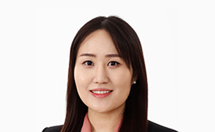 New School of Journalism and Media Studies Assistant Professor, Dr. Jiyoon "Karen" Han