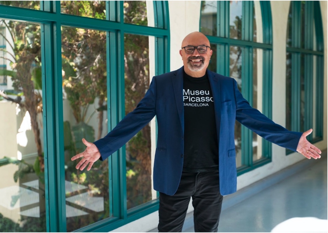 With 35 years of experience working in theater, television and film, Herbert Siguenza brings a wealth of knowledge to SDSU students in the arts. 