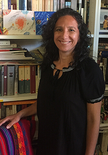 Lourdes Cueva Chacón is a new professor of Writing for Spanish-Language Media